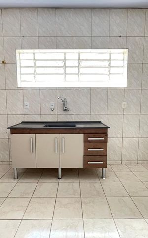 Casa à venda com 255m², 2 quartos e 2 vagas