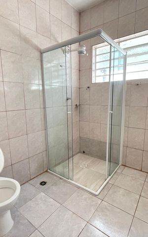 Casa à venda com 255m², 2 quartos e 2 vagas
