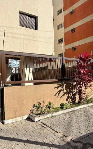 Apartamento para alugar com 60m², 2 quartos e 1 vaga Apartamento para alugar com 60m², 2 quartos e 1 vagaFachada