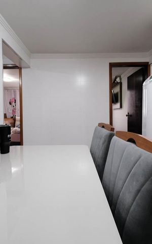 Apartamento à venda com 48m², 2 quartos e 1 vagaCozinha e Área de Serviço