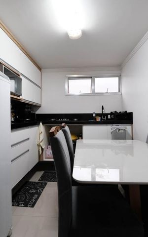 Apartamento à venda com 48m², 2 quartos e 1 vagaCozinha e Área de Serviço