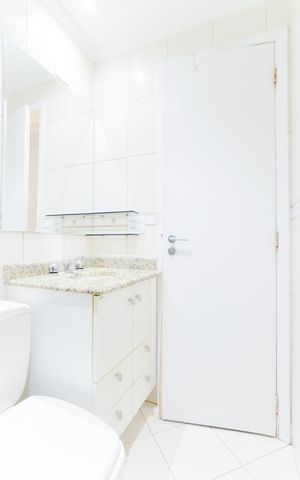 Apartamento à venda com 64m², 3 quartos e 1 vagaBanheiro da Suíte 