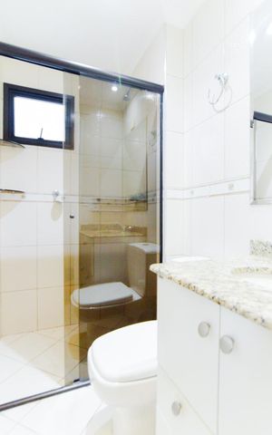 Apartamento à venda com 64m², 3 quartos e 1 vagaBanheiro da Suíte 