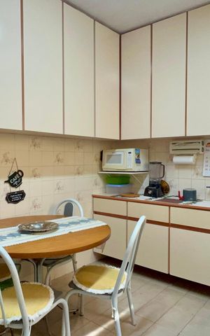 Casa para alugar com 192m², 3 quartos e 2 vagas Casa para alugar com 192m², 3 quartos e 2 vagasCozinha