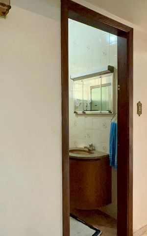 Casa para alugar com 192m², 3 quartos e 2 vagas Casa para alugar com 192m², 3 quartos e 2 vagasCorredor