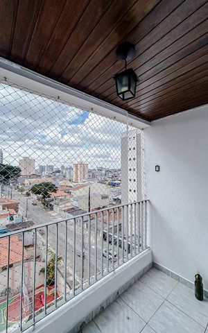 Apartamento à venda com 63m², 2 quartos e 1 vagaVaranda
