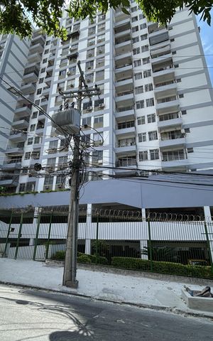 Apartamento à venda com 68m², 2 quartos e 1 vagaFachada