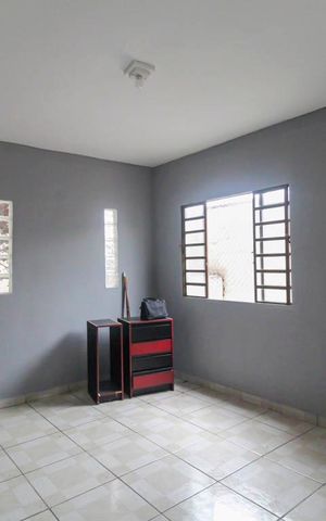 Casa para alugar com 130m², 3 quartos e sem vaga Casa para alugar com 130m², 3 quartos e sem vagaSala
