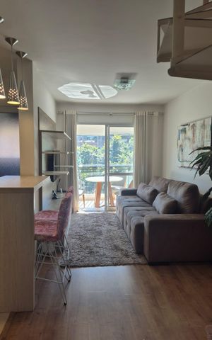 Apartamento à venda com 84m², 1 quarto e 2 vagas Apartamento à venda com 84m², 1 quarto e 2 vagasSala