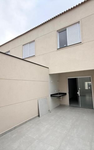 Casa à venda com 135m², 3 quartos e 2 vagas