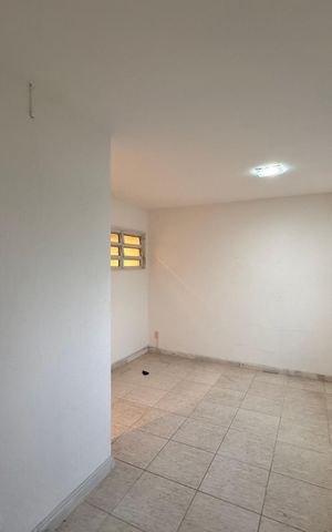 Casa de condomínio para alugar com 420m², 4 quartos e 2 vagas Casa de condomínio para alugar com 420m², 4 quartos e 2 vagasQuarto