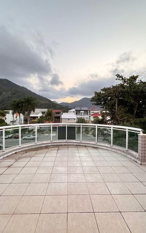 Casa de condomínio para alugar com 420m², 4 quartos e 2 vagas Casa de condomínio para alugar com 420m², 4 quartos e 2 vagasTerraço
