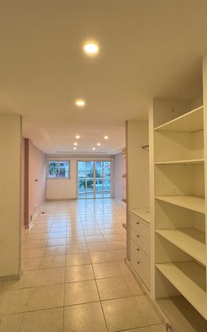 Casa de condomínio para alugar com 420m², 4 quartos e 2 vagas Casa de condomínio para alugar com 420m², 4 quartos e 2 vagasSuíte 2 - Closet