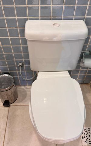 Casa de condomínio para alugar com 420m², 4 quartos e 2 vagas Casa de condomínio para alugar com 420m², 4 quartos e 2 vagasSuíte 1 - Banheiro
