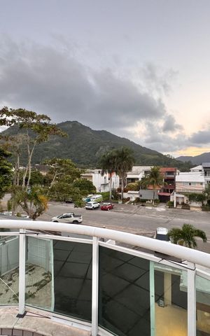 Casa de condomínio para alugar com 420m², 4 quartos e 2 vagas Casa de condomínio para alugar com 420m², 4 quartos e 2 vagasTerraço