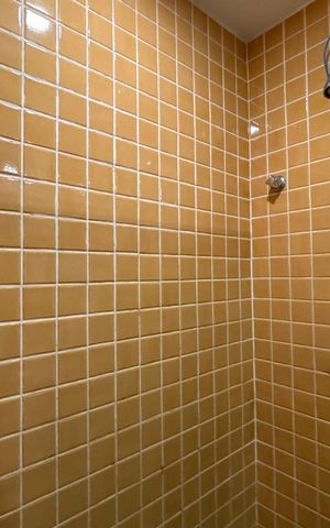 Casa de condomínio para alugar com 420m², 4 quartos e 2 vagas Casa de condomínio para alugar com 420m², 4 quartos e 2 vagasSuíte 2 - Banheiro
