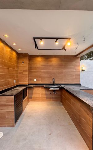 Casa de condomínio para alugar com 420m², 4 quartos e 2 vagas Casa de condomínio para alugar com 420m², 4 quartos e 2 vagasÁrea externa
