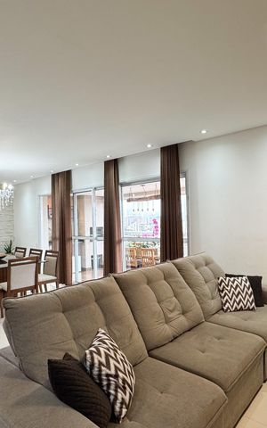 Apartamento à venda com 155m², 3 quartos e 3 vagas Apartamento à venda com 155m², 3 quartos e 3 vagasSala