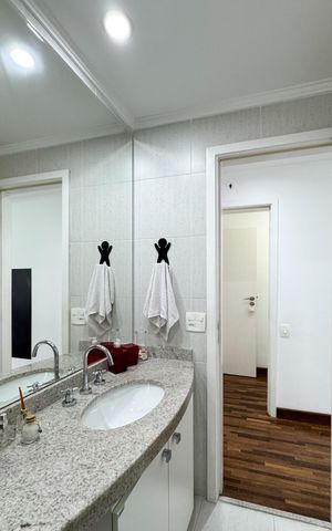 Apartamento à venda com 155m², 3 quartos e 3 vagas Apartamento à venda com 155m², 3 quartos e 3 vagasBanheiro - Suíte 1
