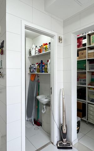 Apartamento à venda com 155m², 3 quartos e 3 vagas Apartamento à venda com 155m², 3 quartos e 3 vagasÁrea de Serviço