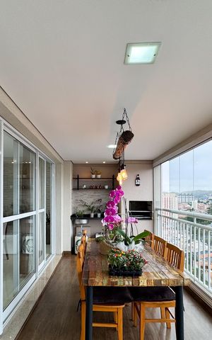 Apartamento à venda com 155m², 3 quartos e 3 vagas Apartamento à venda com 155m², 3 quartos e 3 vagasSacada