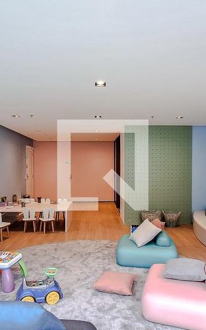Apartamento para alugar com 280m², 4 quartos e 3 vagas Apartamento para alugar com 280m², 4 quartos e 3 vagasBrinquedoteca