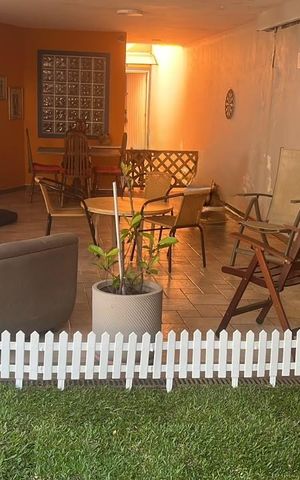 Casa de condomínio à venda com 353m², 3 quartos e 1 vagaÁrea externa