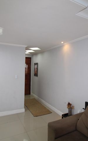 Apartamento à venda com 64m², 3 quartos e 1 vagaSala
