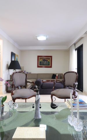 Apartamento para alugar com 147m², 3 quartos e 3 vagasDetalhe