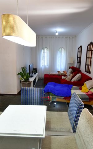 Casa à venda com 160m², 3 quartos e 5 vagasSala