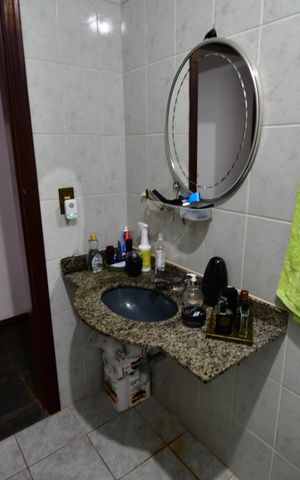 Casa à venda com 160m², 3 quartos e 5 vagasBanheiro Social