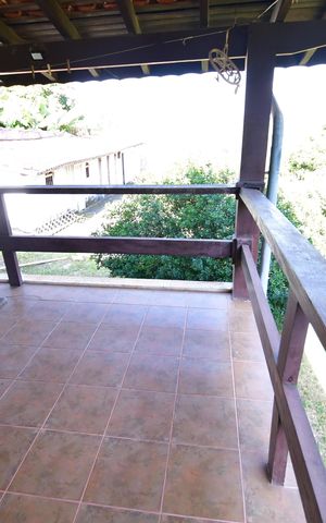 Casa à venda com 160m², 3 quartos e 5 vagasÁrea de Serviço