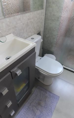 Apartamento para alugar com 65m², 2 quartos e sem vagaBanheiro