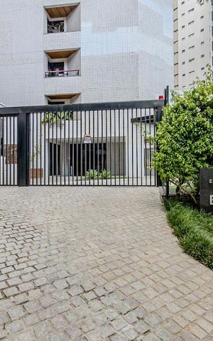 Apartamento à venda com 422m², 4 quartos e 4 vagas Apartamento à venda com 422m², 4 quartos e 4 vagasFachada