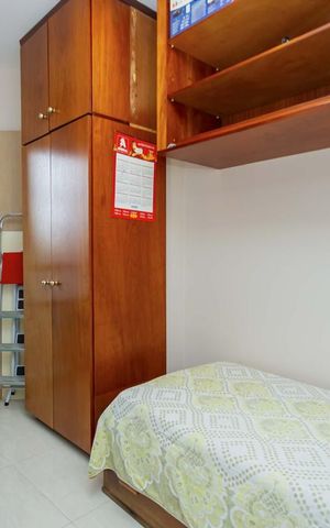Apartamento à venda com 422m², 4 quartos e 4 vagas Apartamento à venda com 422m², 4 quartos e 4 vagasQuarto de Serviço