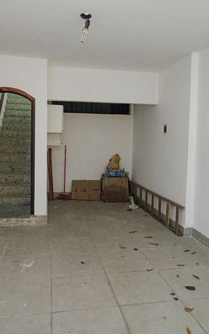 Casa à venda com 140m², 4 quartos e 2 vagasGaragem