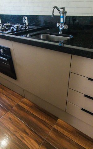 Apartamento à venda com 43m², 2 quartos e sem vaga Apartamento à venda com 43m², 2 quartos e sem vagaCozinha e Área de Serviço