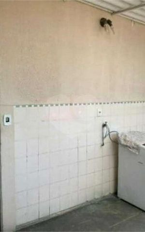 Casa à venda com 222m², 4 quartos e 2 vagas