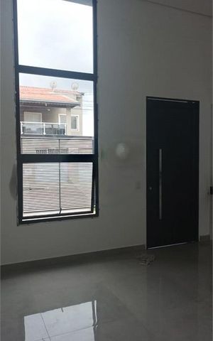Casa à venda com 90m², 3 quartos e 2 vagas
