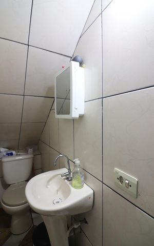 Casa à venda com 96m², 3 quartos e 1 vagaLavabo