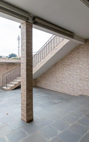 Casa à venda com 221m², 2 quartos e 2 vagas Casa à venda com 221m², 2 quartos e 2 vagasQuintal