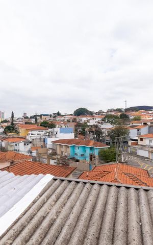 Casa à venda com 221m², 2 quartos e 2 vagas Casa à venda com 221m², 2 quartos e 2 vagasVista do Quarto 2