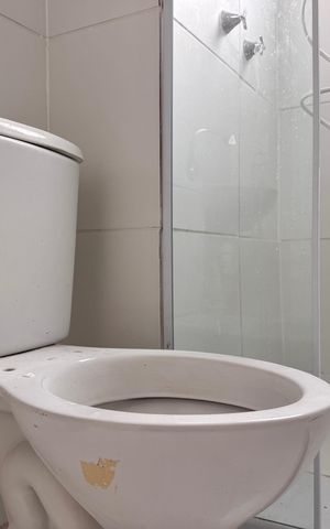 Apartamento à venda com 44m², 3 quartos e sem vaga Apartamento à venda com 44m², 3 quartos e sem vagaBanheiro Social