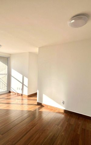 Apartamento para alugar com 73m², 3 quartos e 2 vagas Apartamento para alugar com 73m², 3 quartos e 2 vagasSala