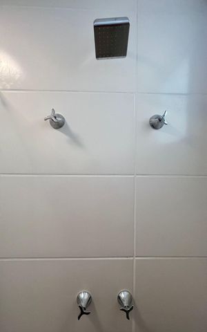 Apartamento para alugar com 73m², 3 quartos e 2 vagas Apartamento para alugar com 73m², 3 quartos e 2 vagasBanheiro da Suíte