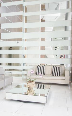 Apartamento à venda com 49m², 1 quarto e 1 vaga Apartamento à venda com 49m², 1 quarto e 1 vagaHall Social Bloco
