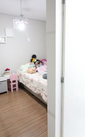 Casa à venda com 150m², 4 quartos e 4 vagasSuíte 2