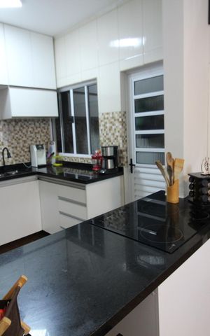 Casa à venda com 150m², 4 quartos e 4 vagasSala/Cozinha
