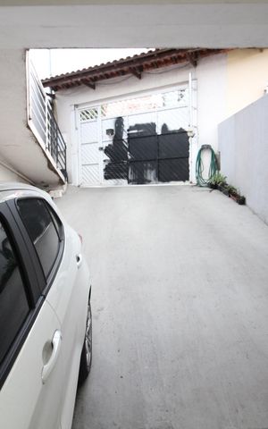 Casa à venda com 150m², 4 quartos e 4 vagasGaragem