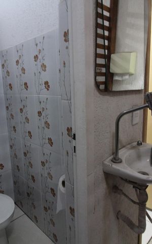 Casa à venda com 150m², 4 quartos e 4 vagasLavabo